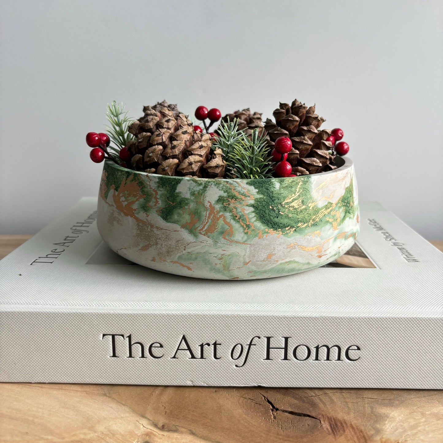 Daza - Decorative Concrete Bowl : Green Fusion Marble