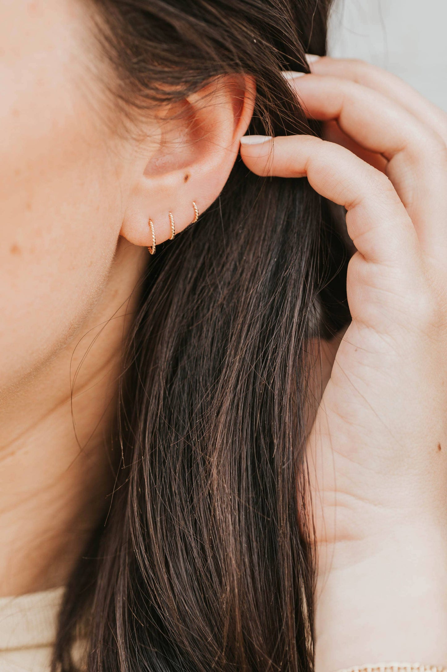 Tiny Hoops | 14kt Gold Fill / 9mm