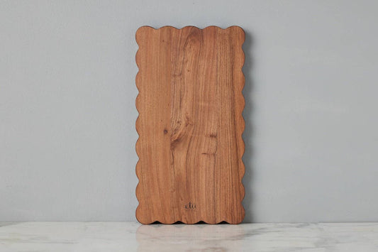 Scalloped Cutting Board, Medium Rectangle Plank