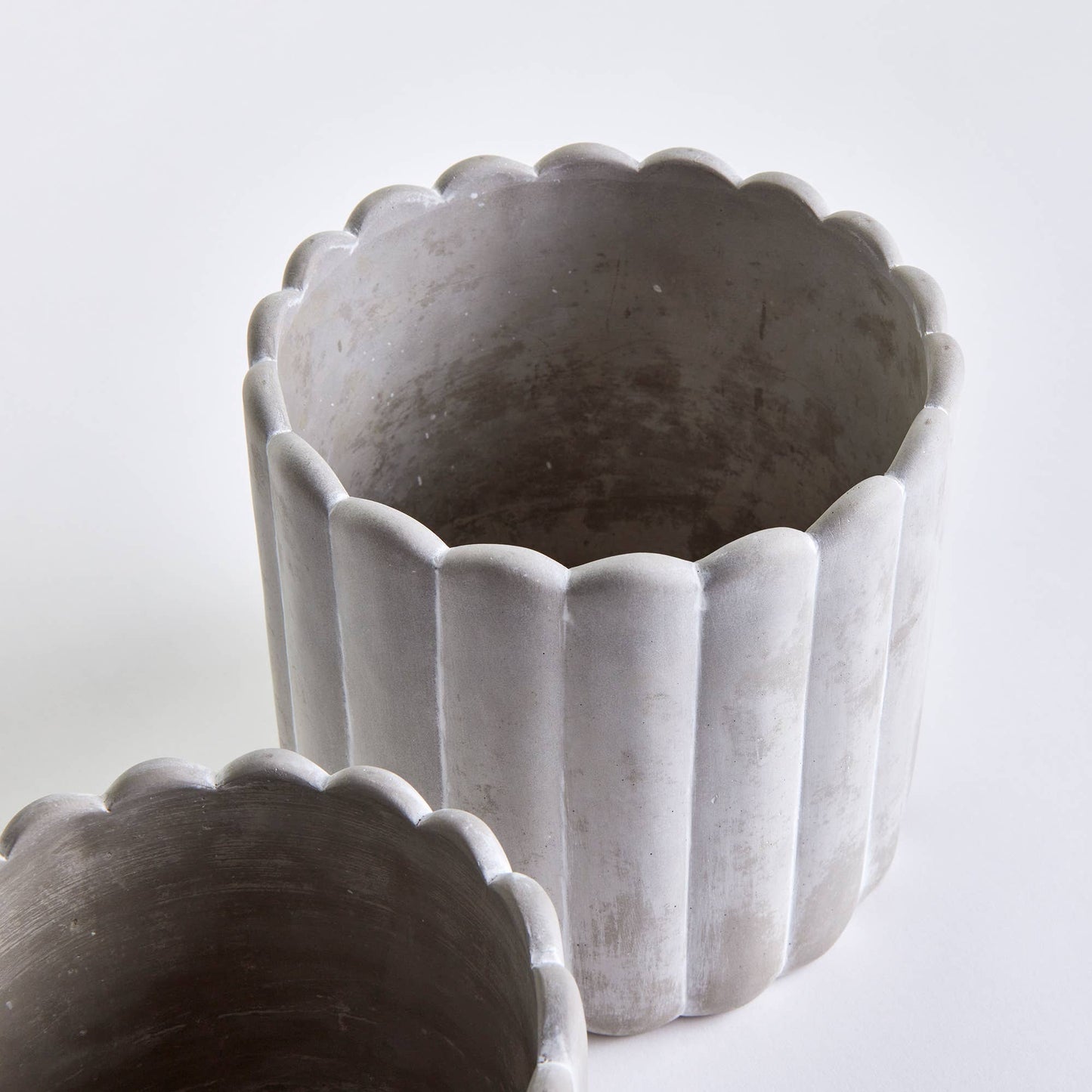 HATTIE POTS: GRAY / CERAMIC