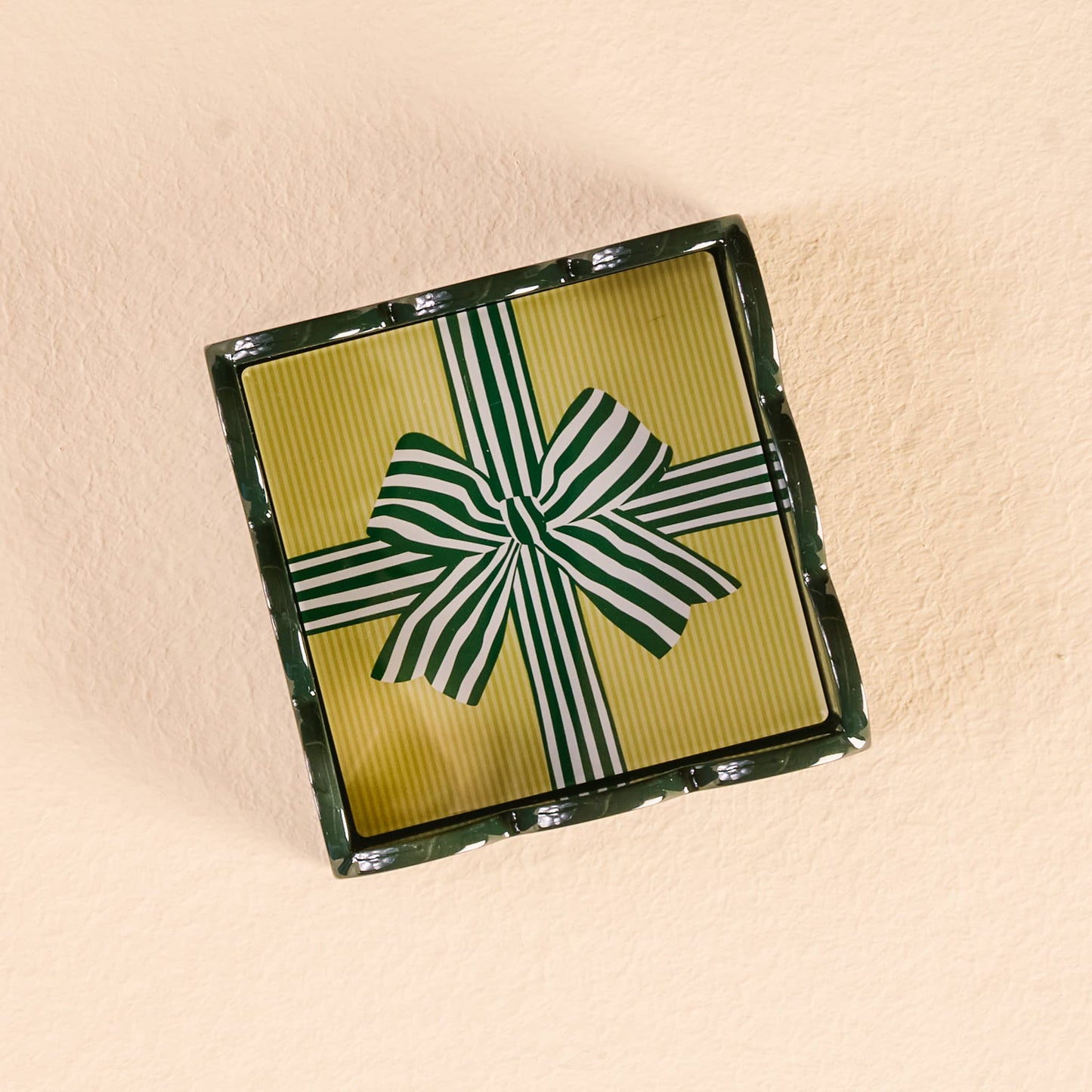 Scallop Trinket Tray-Holiday Gift Bow Green