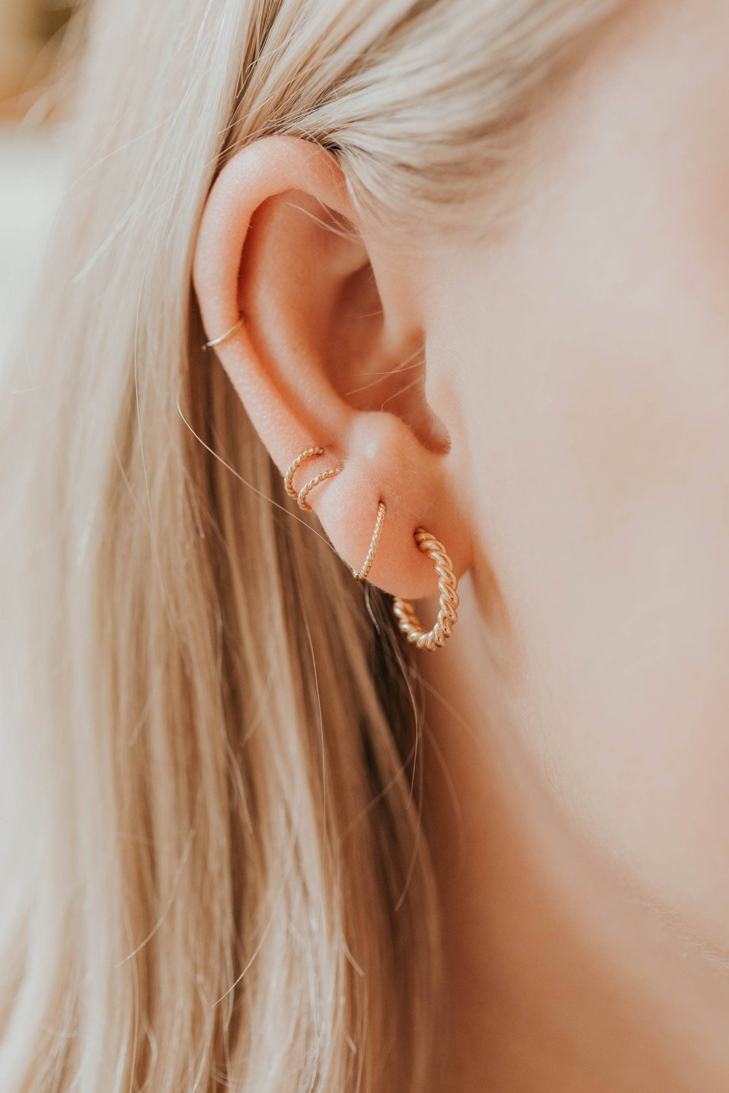Tiny Hoops | 14kt Gold Fill / 9mm