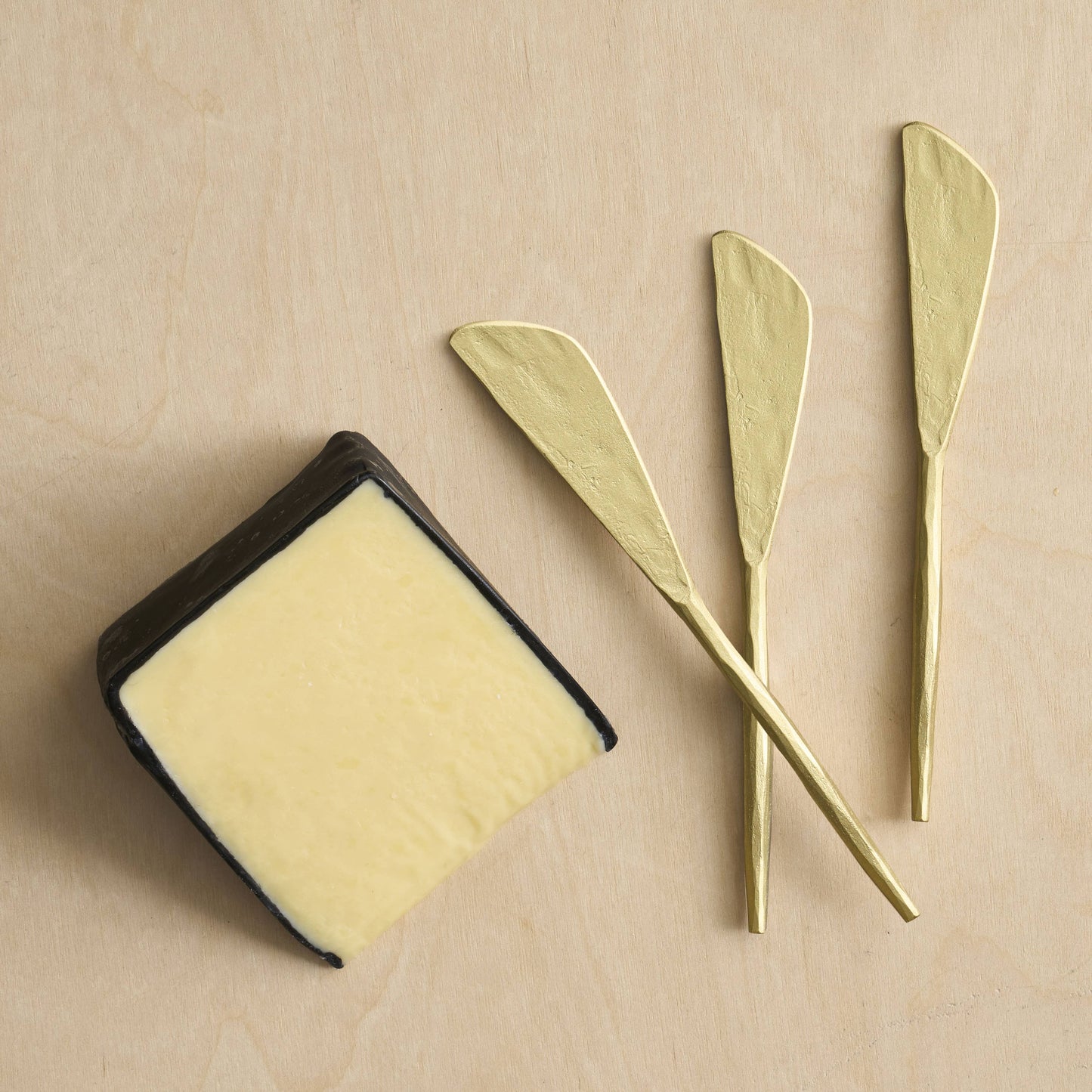 Forge Brass Spreader Knive