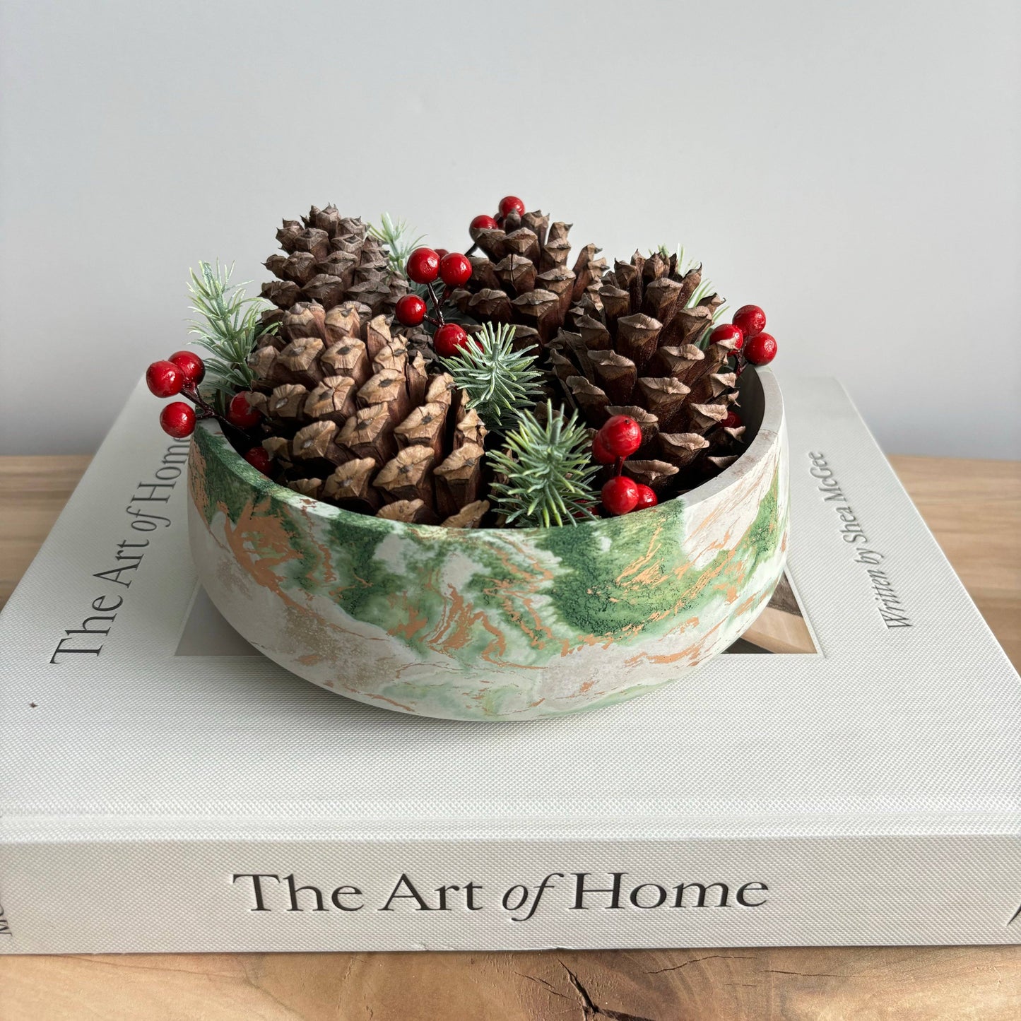 Daza - Decorative Concrete Bowl : Green Fusion Marble