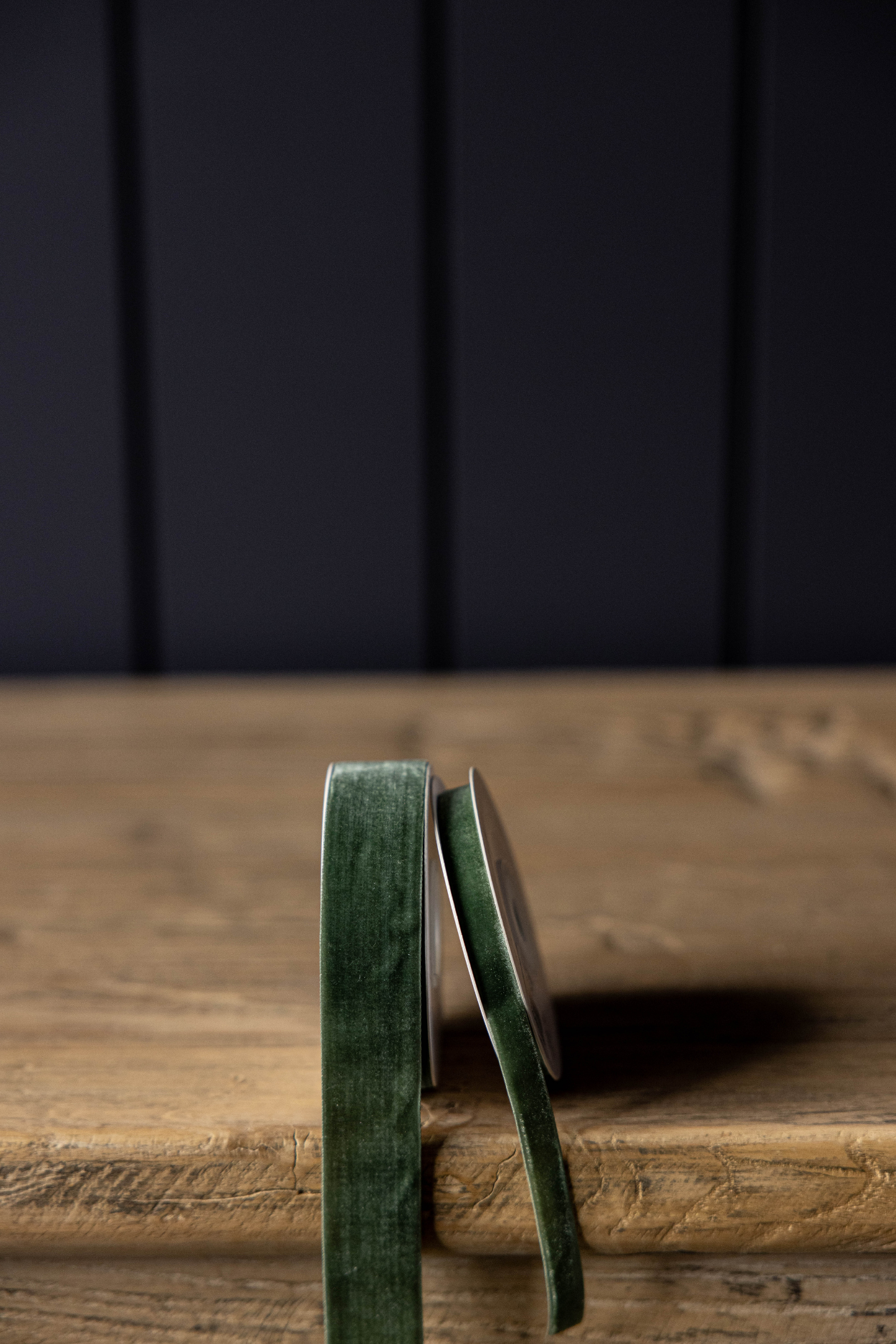 Forest Green Velvet Ribbon Holiday Decor: Medium