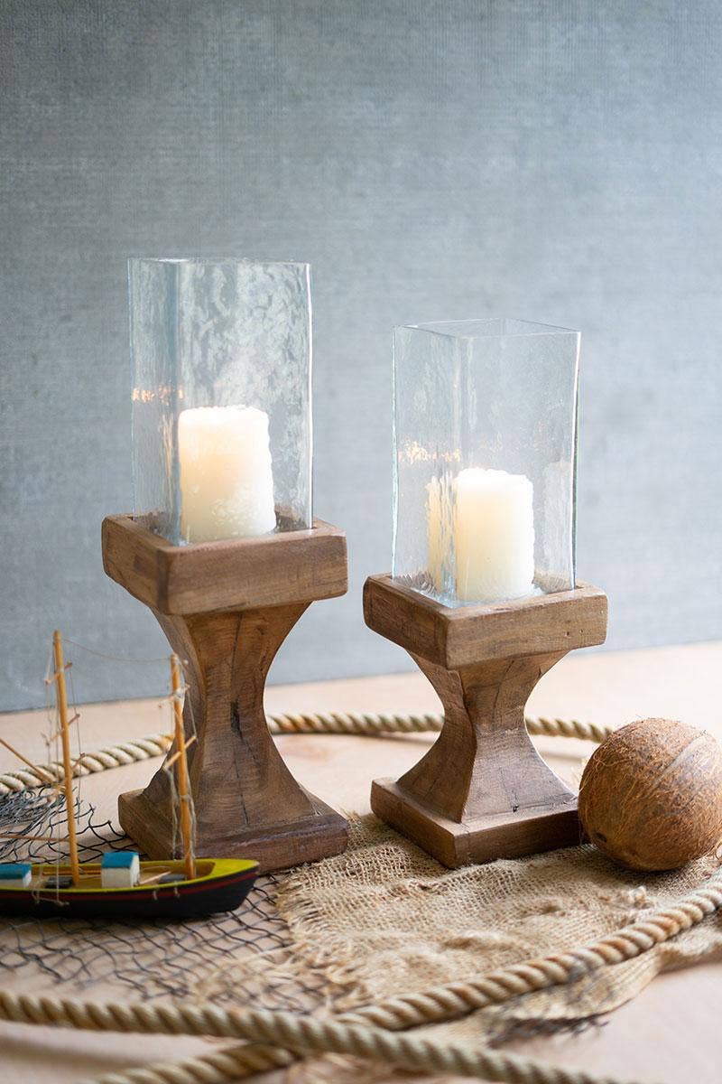 SQUARE HURRICANES WITH RECYCLED WOOD BASES