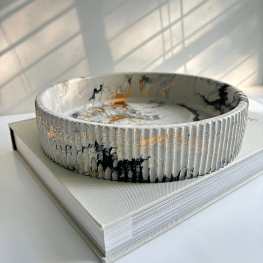 Ceres - Fluted Bowl: Black Fusion Marble