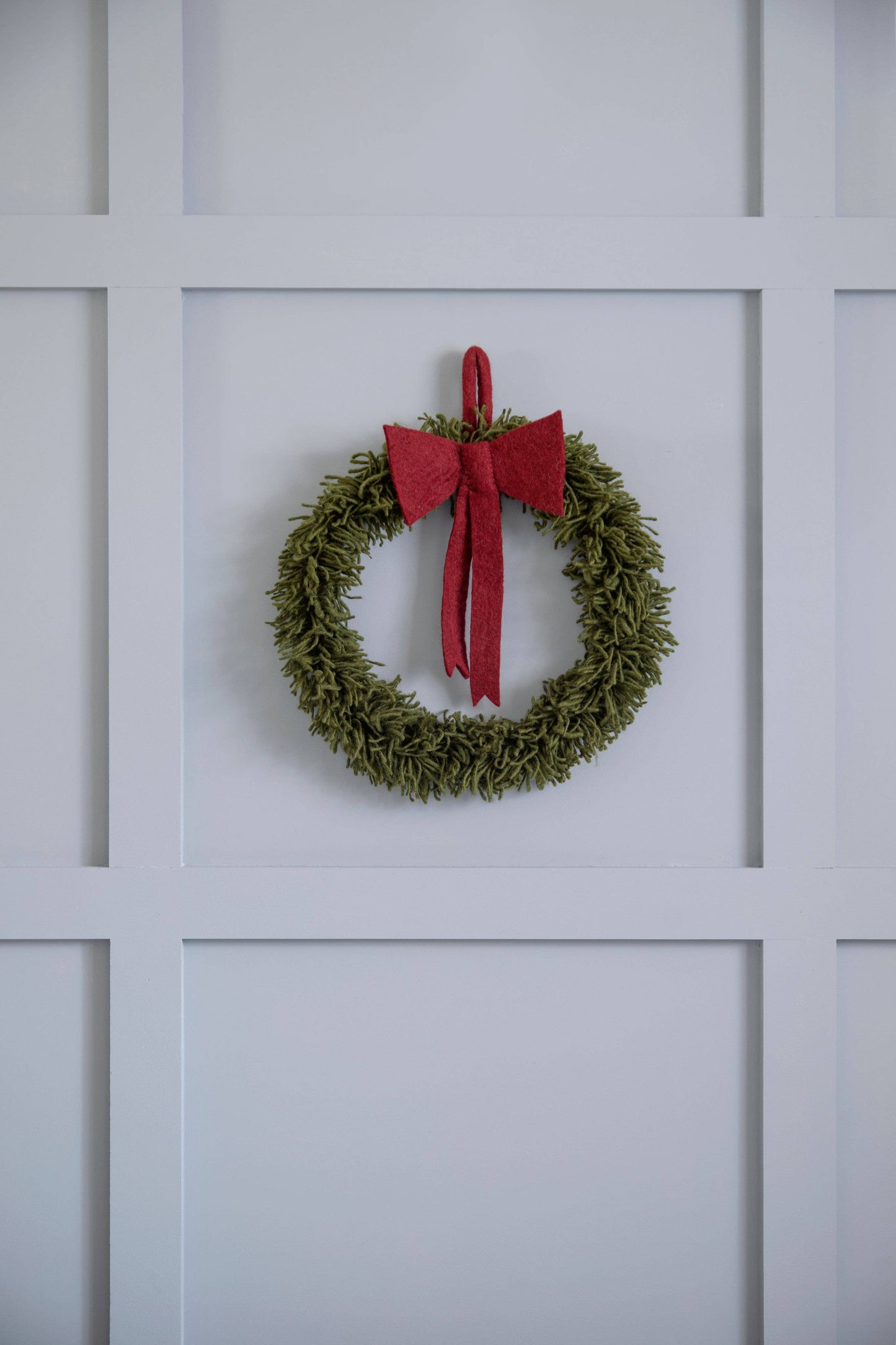Big Wreath w/Red Bow