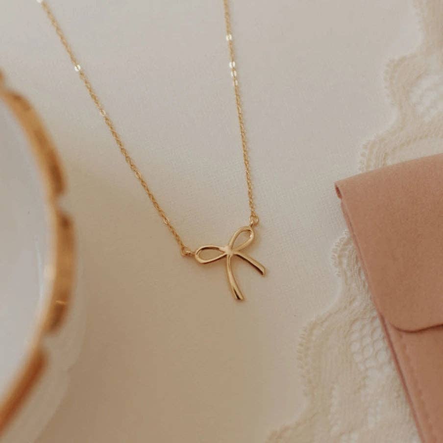 Lily Bow Necklace