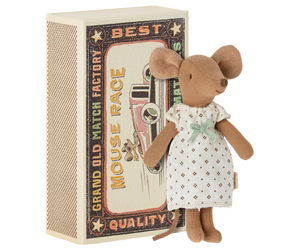 Big Sister Mouse in Box - Nightgown