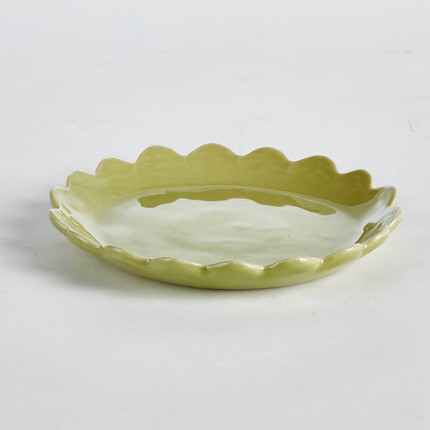 Maddie Round Tray