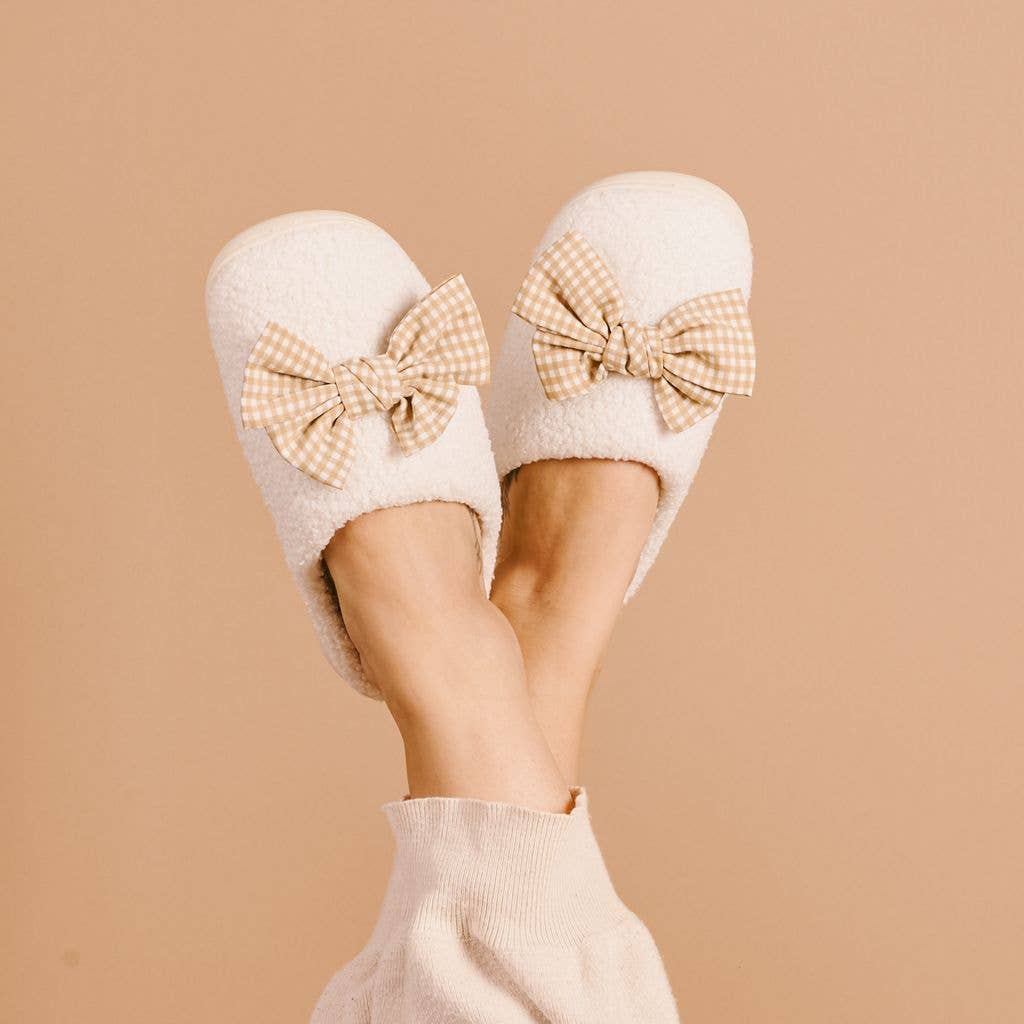 Fuzzy Slippers - Betty Bow Maple Gingham: M/L (Women's 8 - 10)