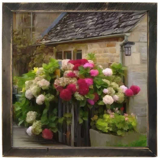 Cottage With Hydrangeas: Black / Small