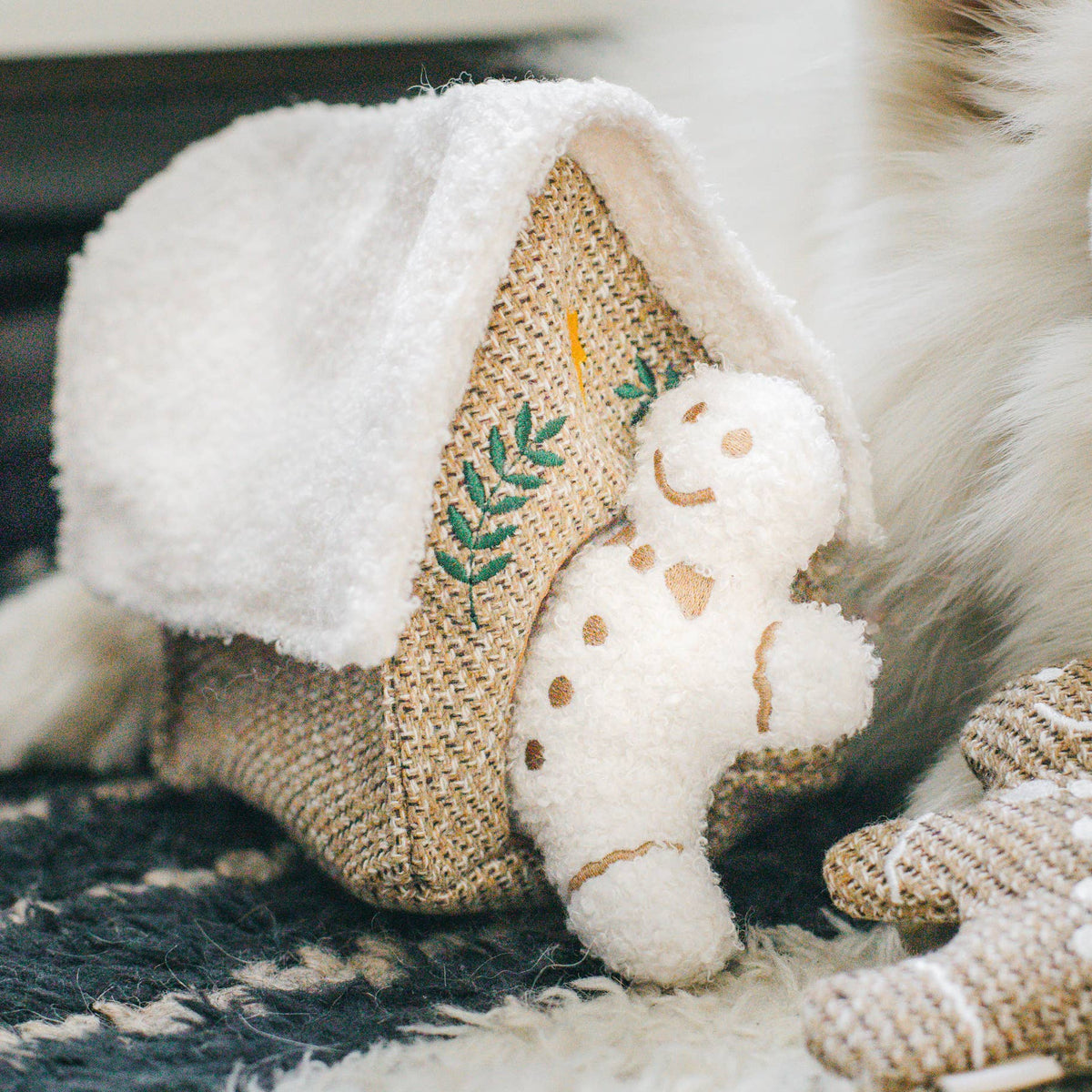 GINGERBREAD HOUSE//ENRICHMENT DOG TOY
