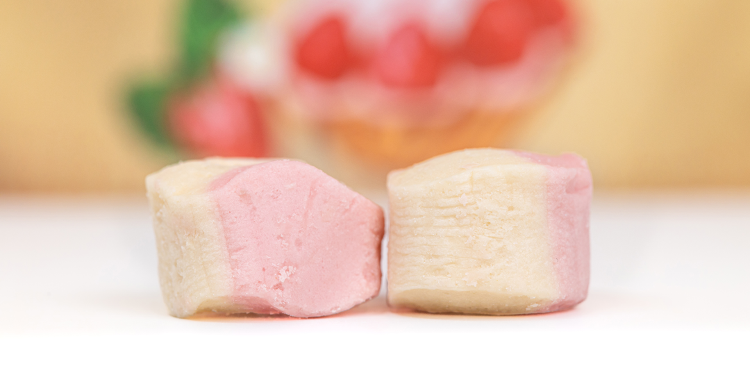 Strawberry Cream: 4OZ