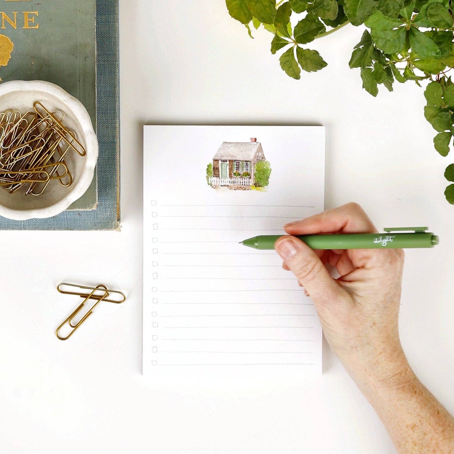 Cottage Checklist notepad