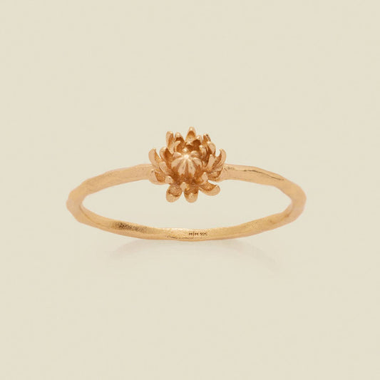 November Birth Flower Ring: Gold Vermeil / 10