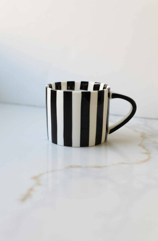 Simple Striped Mug: Black