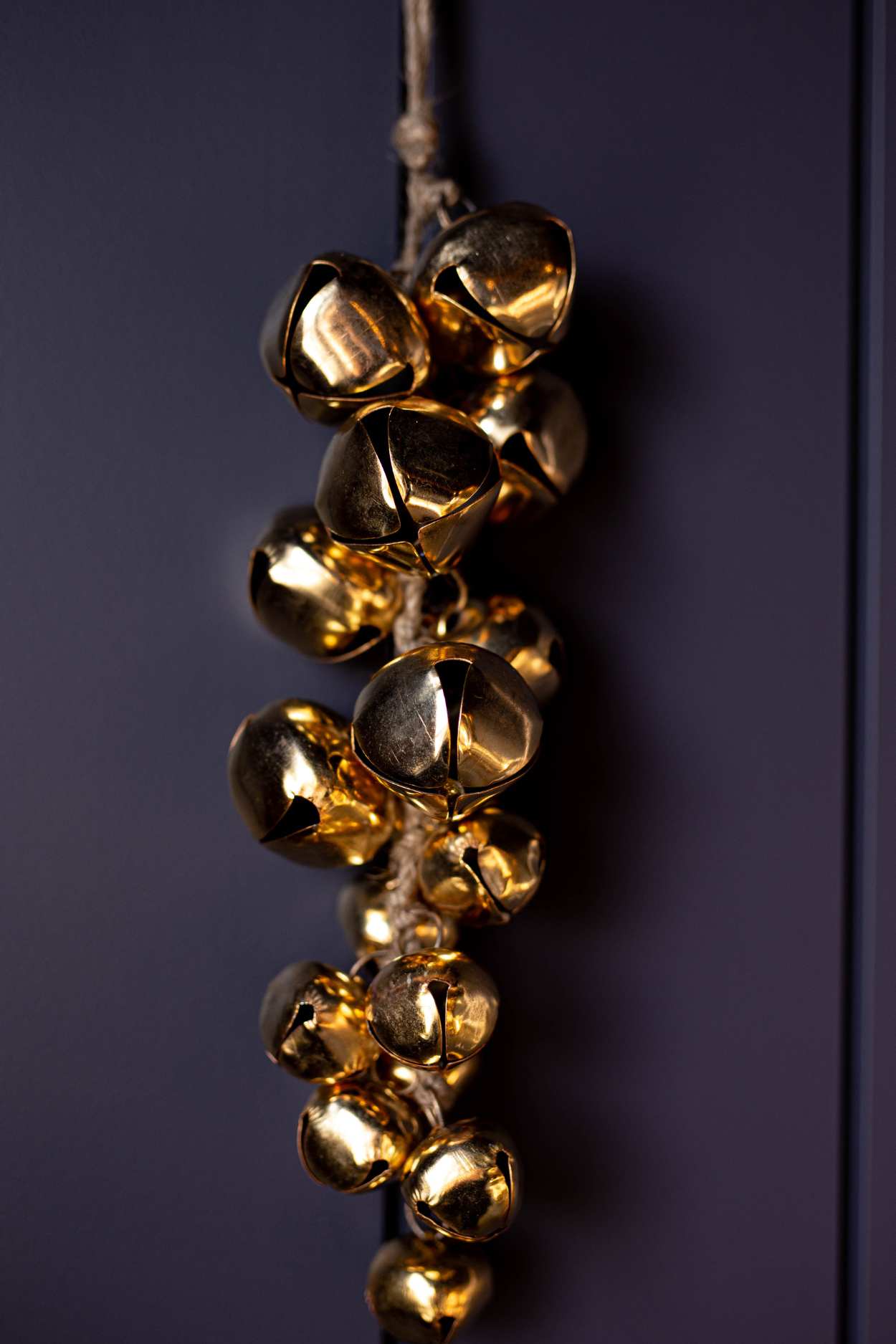 Jingle Bell Holiday Hanging Cluster: Large