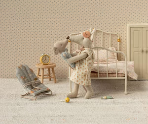 Babysitter, My - Blue