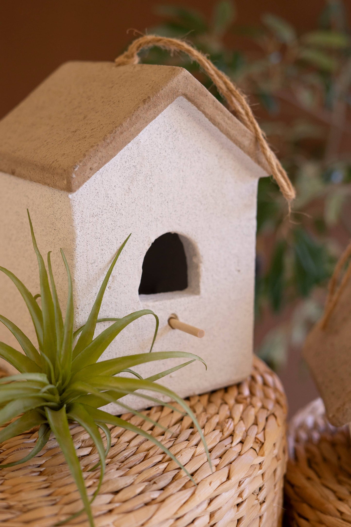 CEMENT BIRDHOUSES: White / Terracotta